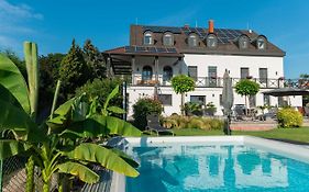 Katzer Villa