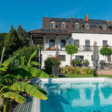 Katzer Villa Badacsonytördemic Buitenkant foto