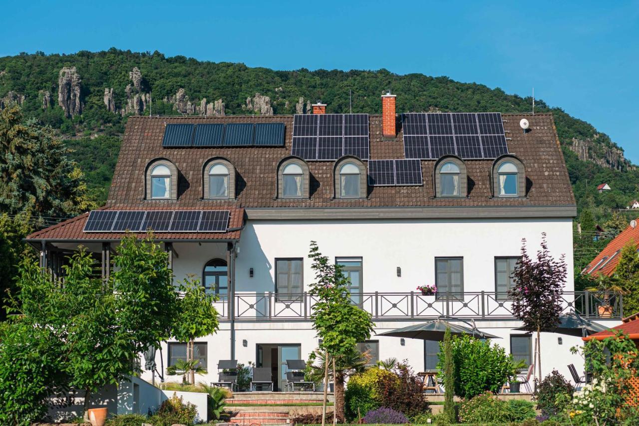 Katzer Villa Badacsonytördemic Buitenkant foto