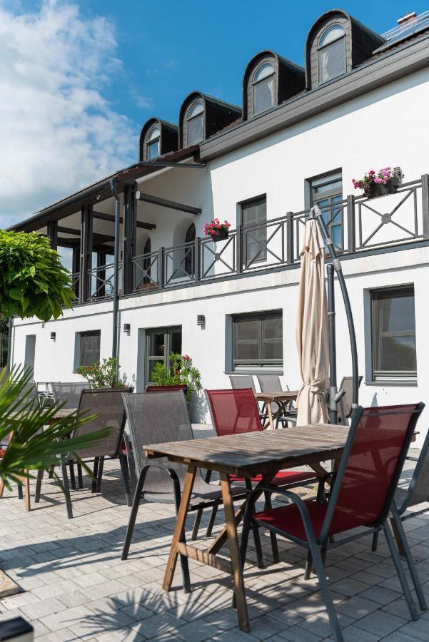 Katzer Villa Badacsonytördemic Buitenkant foto