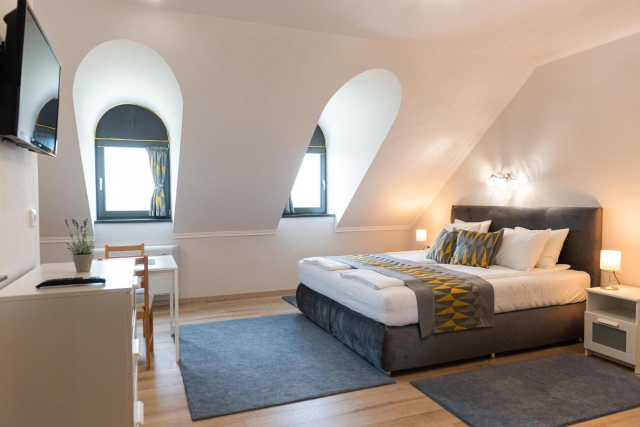Katzer Villa Badacsonytördemic Buitenkant foto