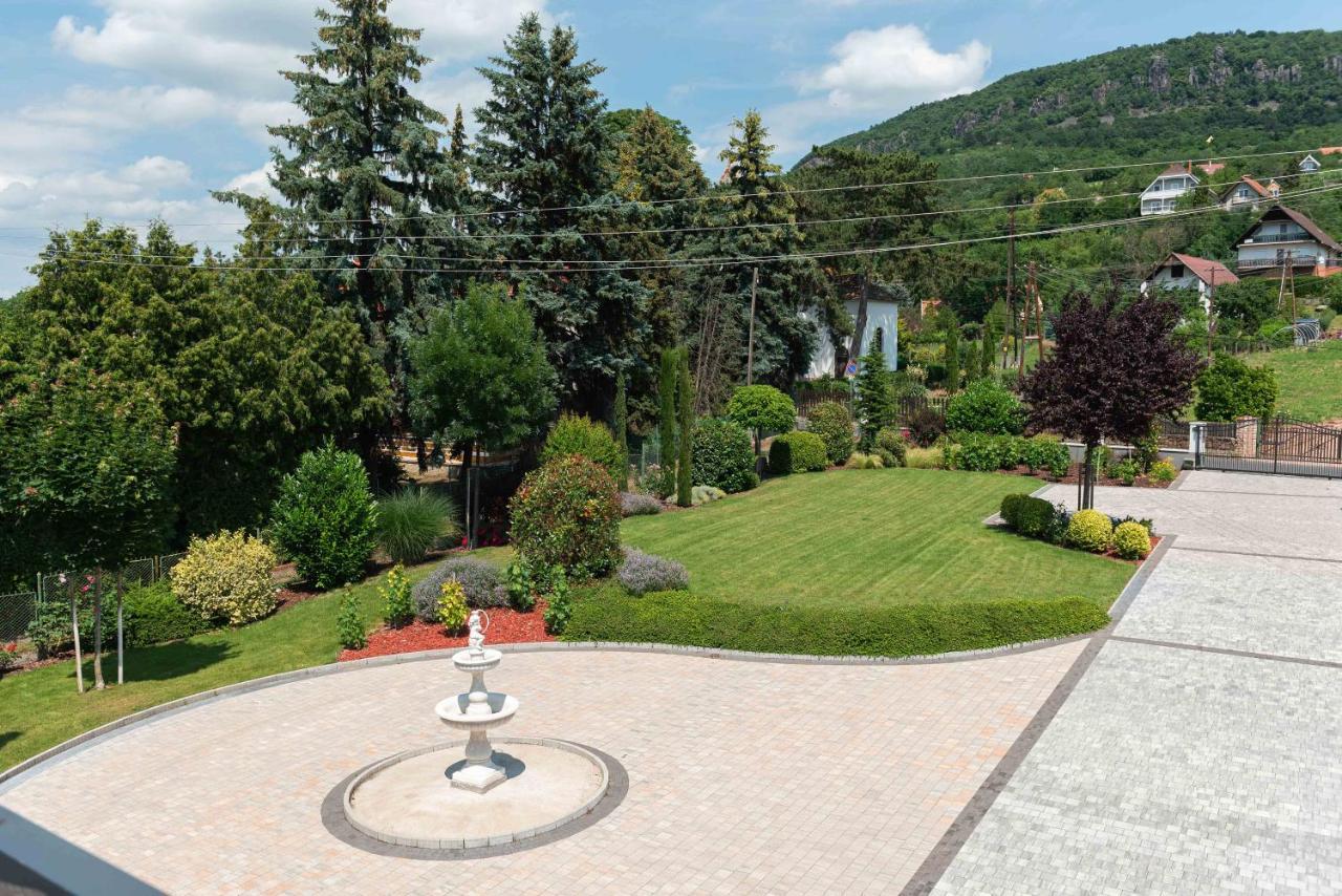 Katzer Villa Badacsonytördemic Buitenkant foto
