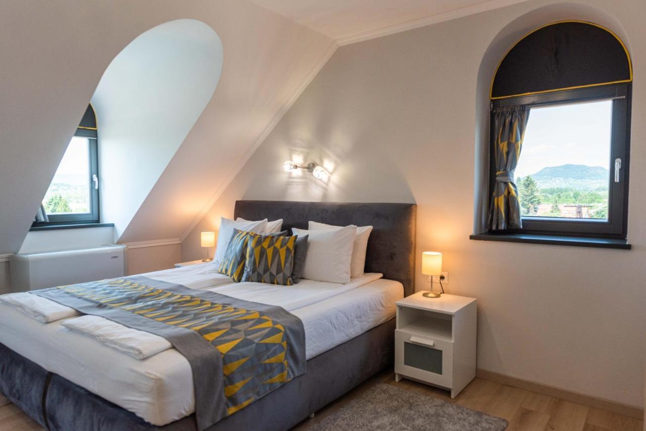 Katzer Villa Badacsonytördemic Buitenkant foto