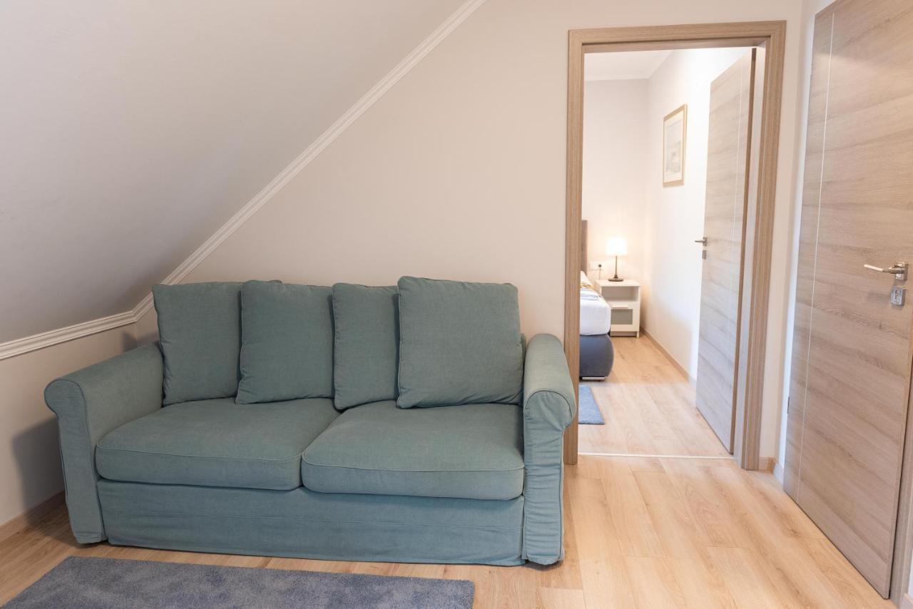 Katzer Villa Badacsonytördemic Buitenkant foto